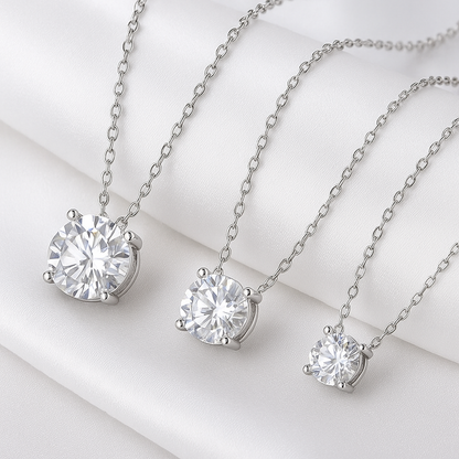 ✨ Sparkling VVS1 Diamond Necklace – Elegantly Crafted in 18K Gold