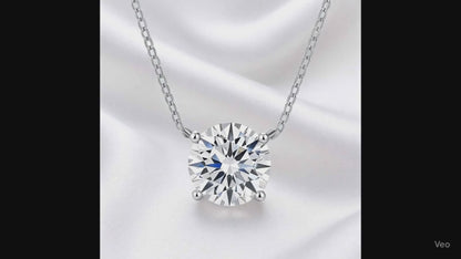 ✨ Sparkling VVS1 Diamond Necklace – Elegantly Crafted in 18K Gold
