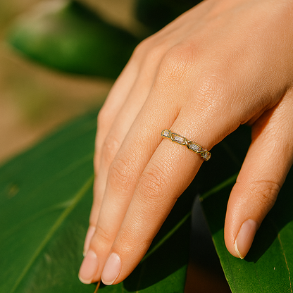 MINTYBOX 1.04ct Crossover Lab Diamond Ring – Premium White Gold