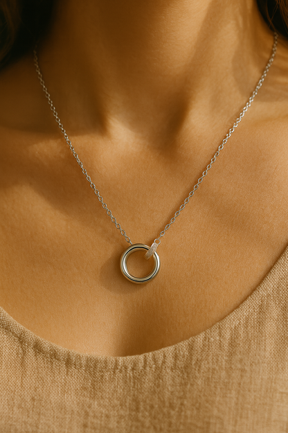 Mobius Sparkle – S925 Zircon Clavicle Necklace