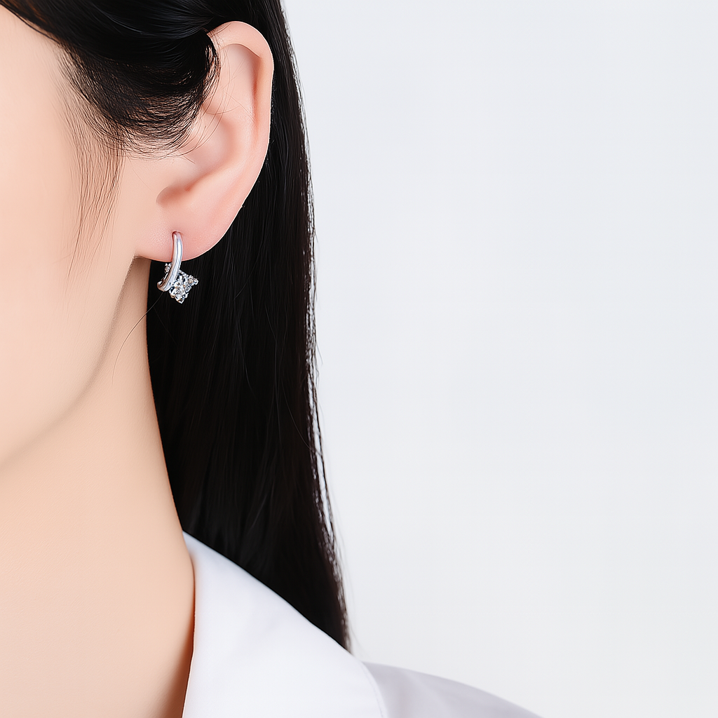 DJMAX 1CT Moissanite Stud Earrings – D Color – White Gold