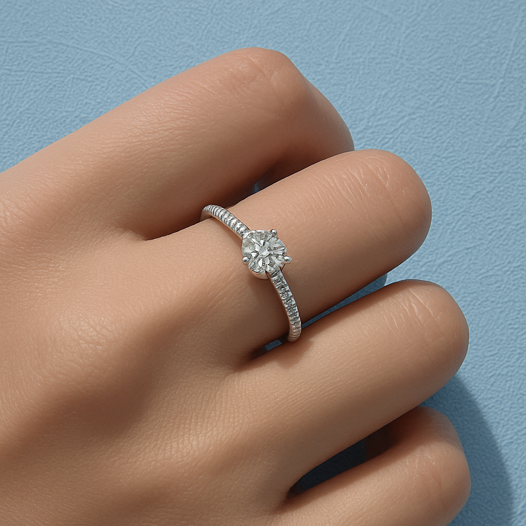 Luna 0.3CT Moissanite Ring – 925 Silver